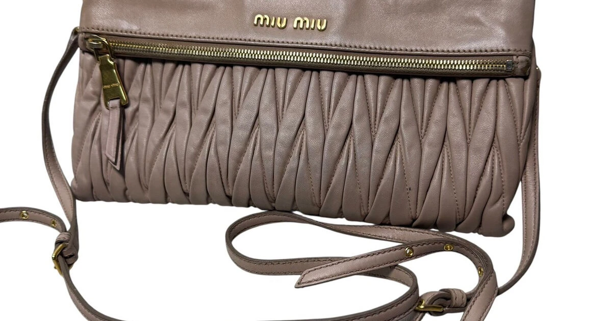 ミュウミュウ MIU MIU ショルダーバッグ マテラッセ | 買取実績 | 家具 